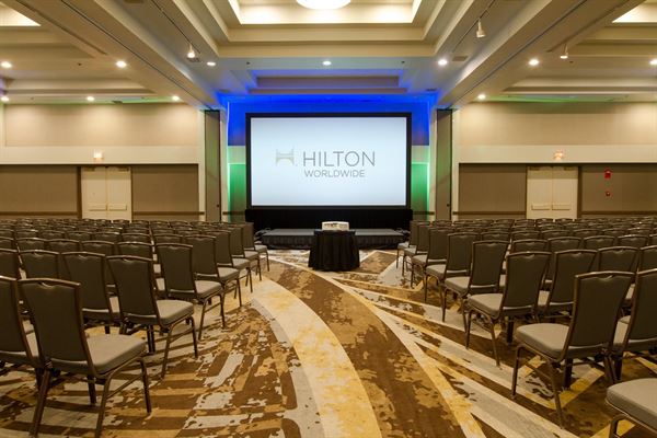 Hilton Phoenix Airport