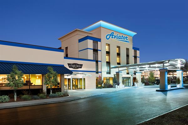 Aviator Hotel & Suites