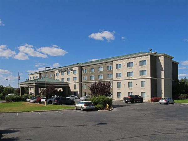 Oxford Suites - Spokane Valley
