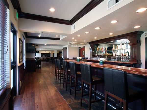 Oxford Suites - Spokane Valley