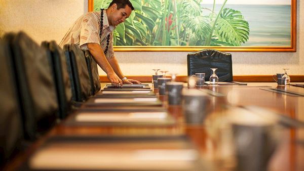 Outrigger Waikiki on the Beach