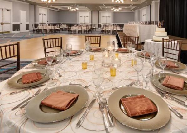 Embassy Suites by Hilton San Rafael-Marin County