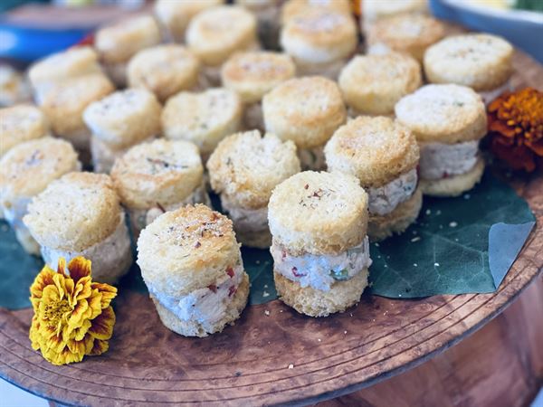 Capers Café and Catering