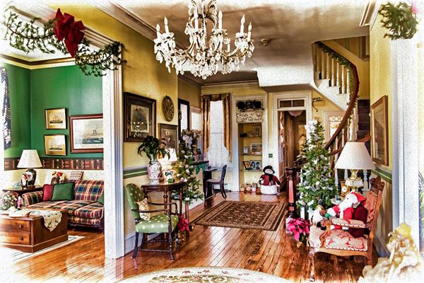 The Ocean House Bed & Breakfast