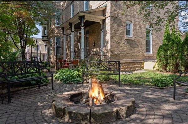 Nicolin Mansion Bed & Breakfast