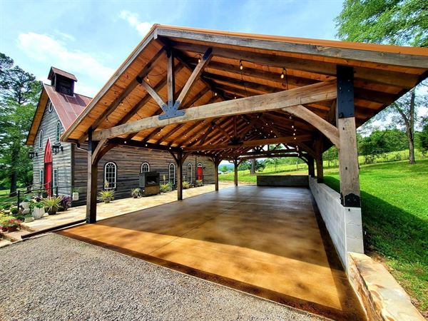 The Chapel at Dragonfly Farms