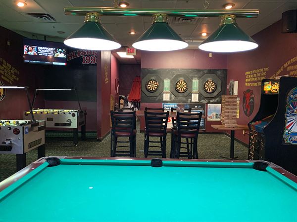 Nuthouse Sports Grill