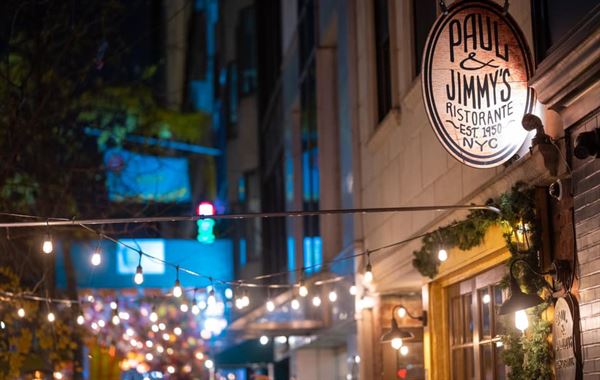 Paul & Jimmy's Restaurant