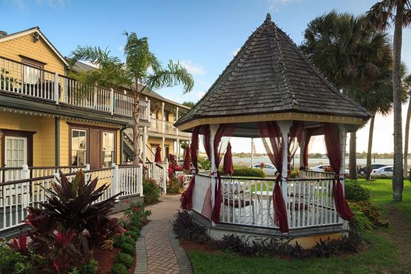 Bayfront Marin House Historic Inn
