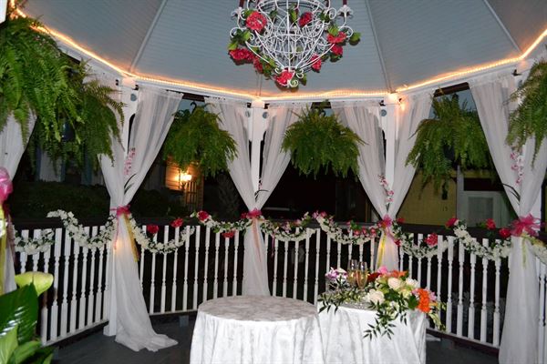 Bayfront Marin House Historic Inn