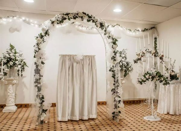 Quality Hotel & Suites At The Falls