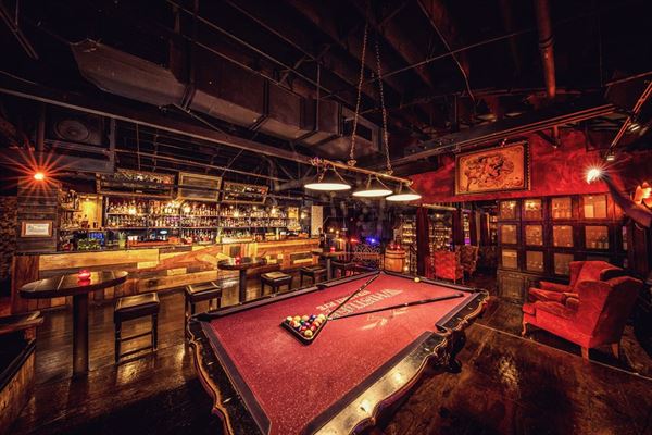 Stache Drinking Den + Coffee Bar