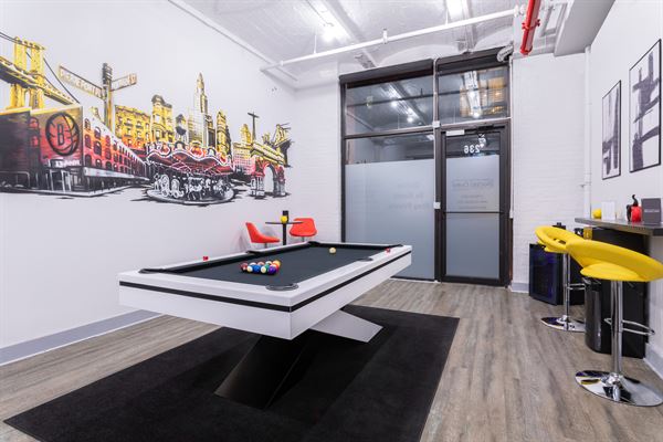 Social Cues - The Gallery