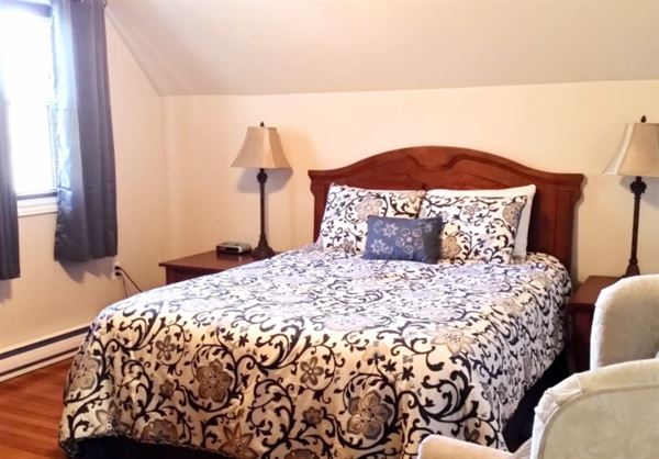 The Carriage House Inn