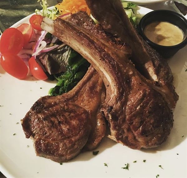 Talia's Steakhouse & Bar