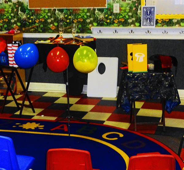 Mick Raven's Magic & Mayhem