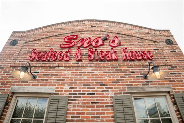 Sno's Seafood and Steak
