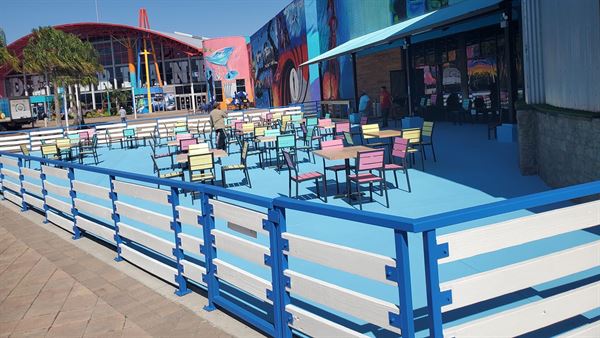 Legends Restaurant and Lounge