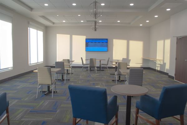 Holiday Inn Express & Suites Edmonton N - St. Albert