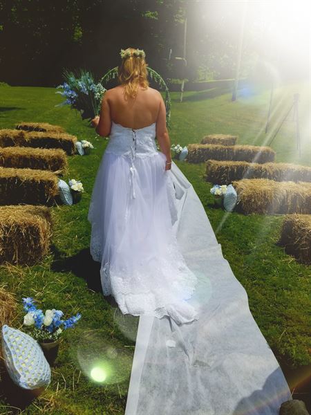 Ministry-By-Diana-Minister/Wedding officiant