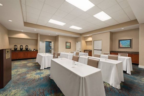 Homewood Suites by Hilton Charleston Mt. Pleasant