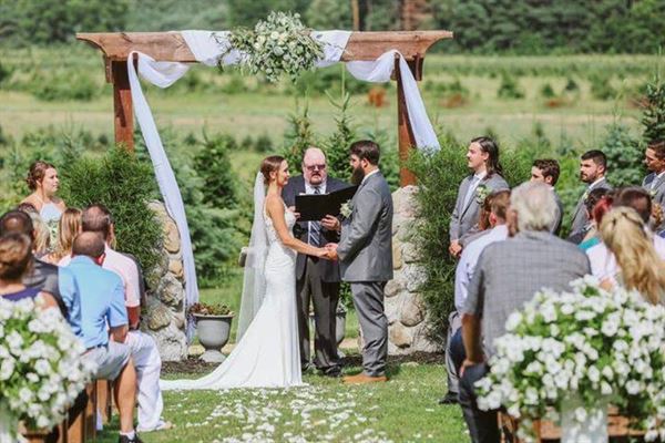 Broadview Christmas Tree Farm