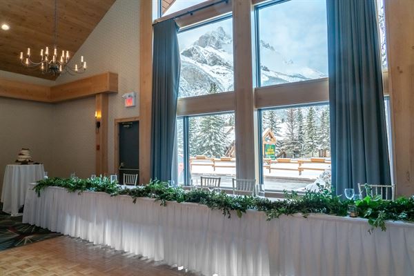 Banff Rocky Mountain Resort