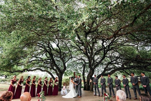 Antebellum Oaks Venue