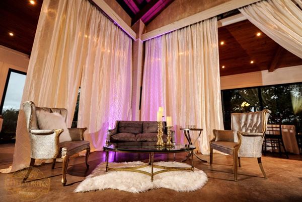 Antebellum Oaks Venue
