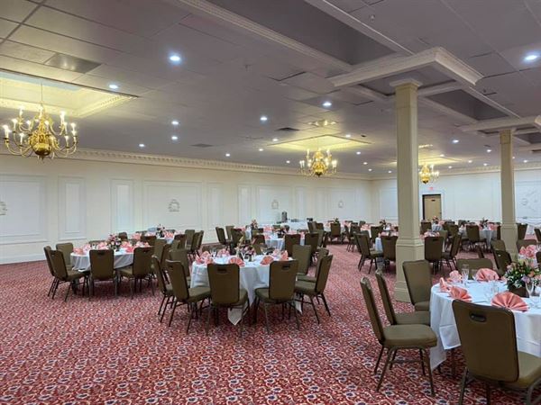 The Ritz Gardens Banquet Center