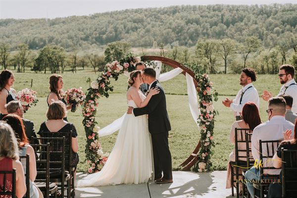 Fox Meadow Barn at Cloverdale Farm