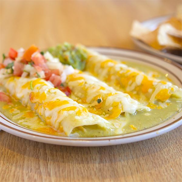 Los Cuates Restaurant Catering