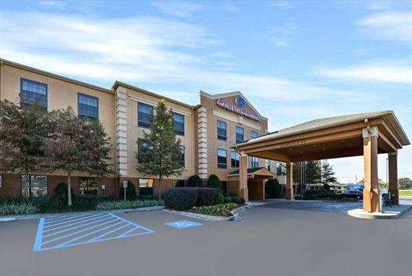 Comfort Suites Monroe