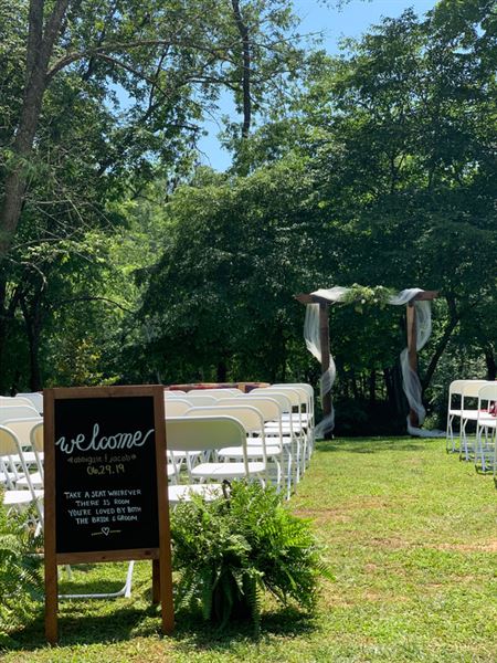 Abingdon Vineyard & Winery