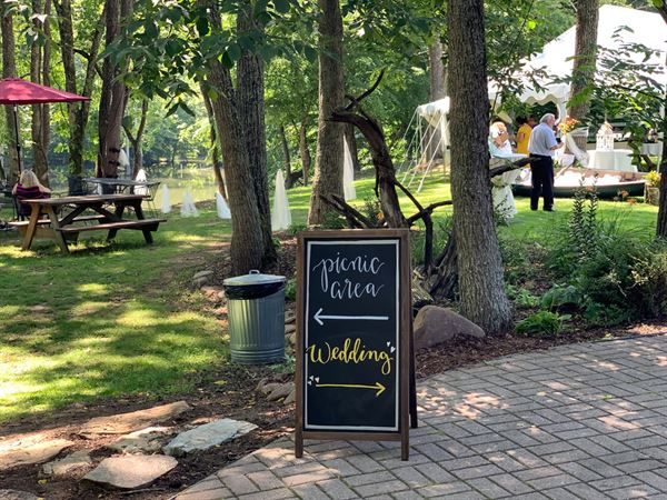 Abingdon Vineyard & Winery