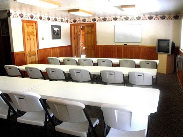 Flaming Gorge Resort