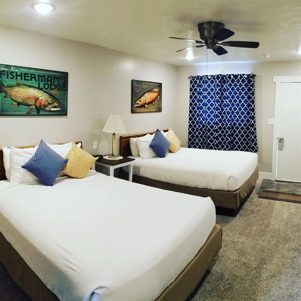 Flaming Gorge Resort