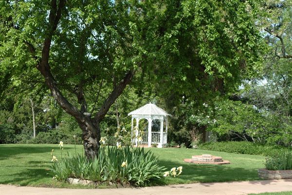 Edward Dean Museum & Gardens