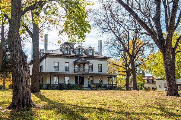 Bingham-Waggoner Estate