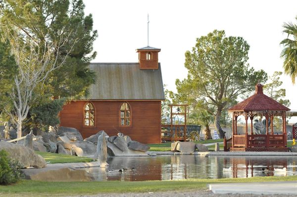 Longstreet Inn Casino RV Resort