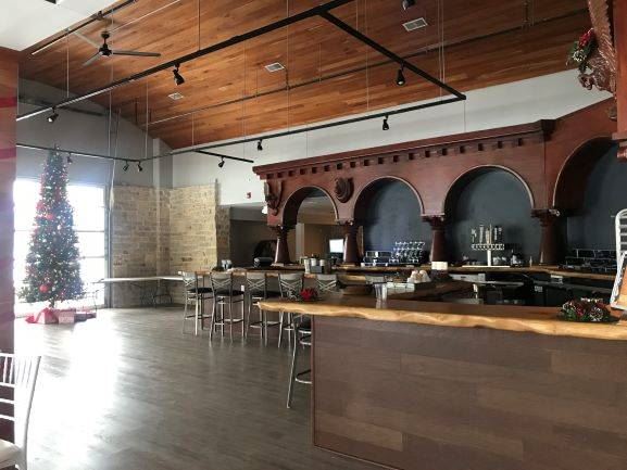 Valley of the Eagles Event Center & Black River Tavern