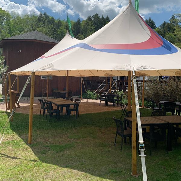 Hyde Away Inn & Restaurant