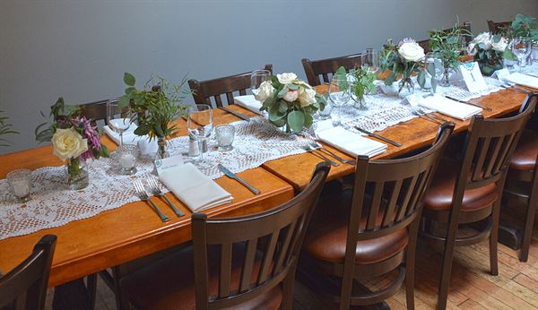 Hyde Away Inn & Restaurant