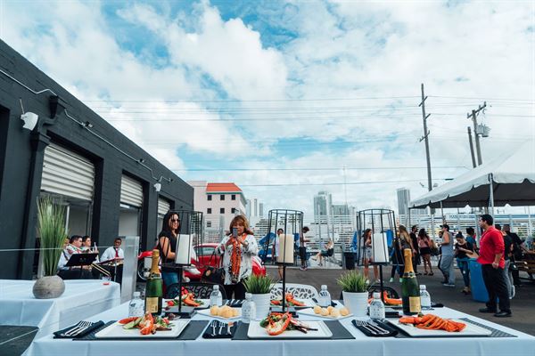 Miami Supercar Rooms