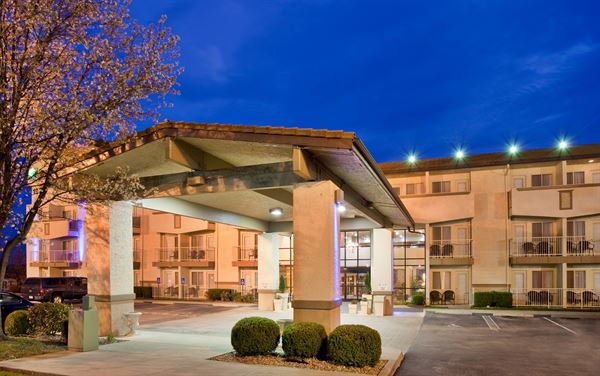 Holiday Inn Express & Suites Branson