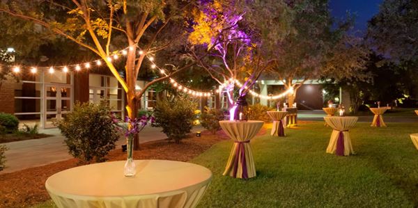 Embassy Suites by Hilton Charleston Airport Hotel & Convention Center