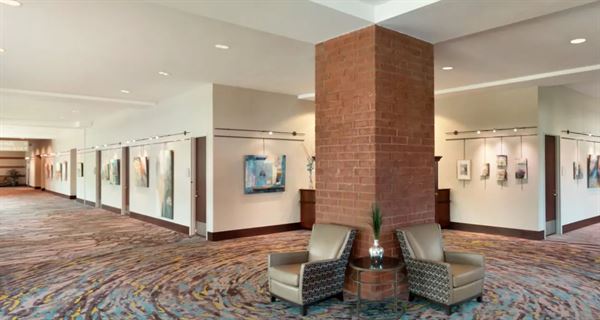 Embassy Suites by Hilton Charleston Airport Hotel & Convention Center