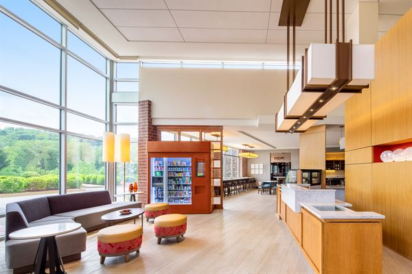 Hyatt Place Hollywood Casino & Racetrack Pittsburgh South