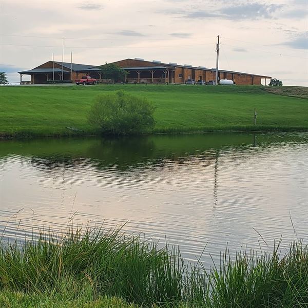 The Lodge at Logan Vineyards Wedding and Event Venue