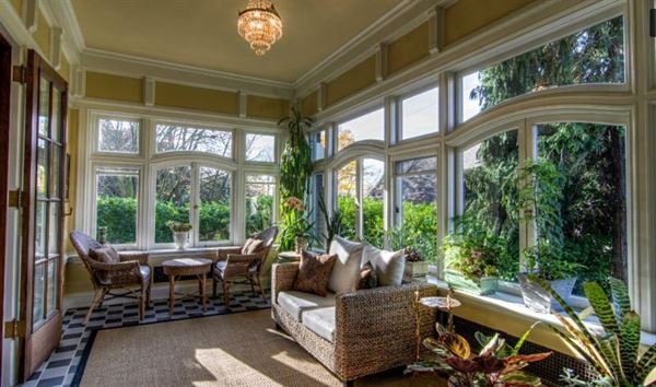 Shafer Baillie Mansion Bed & Breakfast